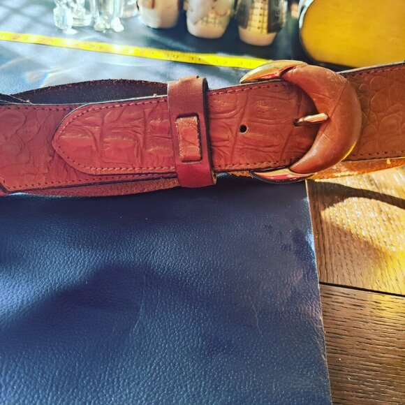 Leather Belt  3" W & 37" Long. By Dayton Hudson, made in Italy. Womens Classic - Picture 7 of 9
